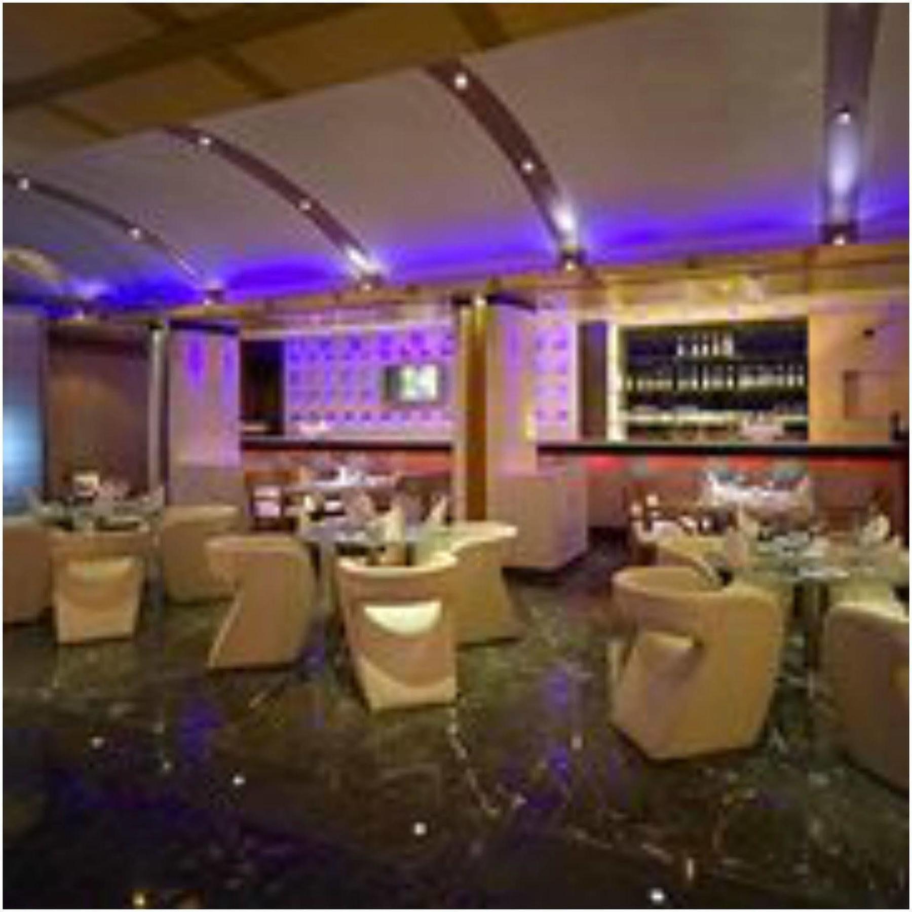 Hotel Hindusthan International, Kolkata Restaurant photo