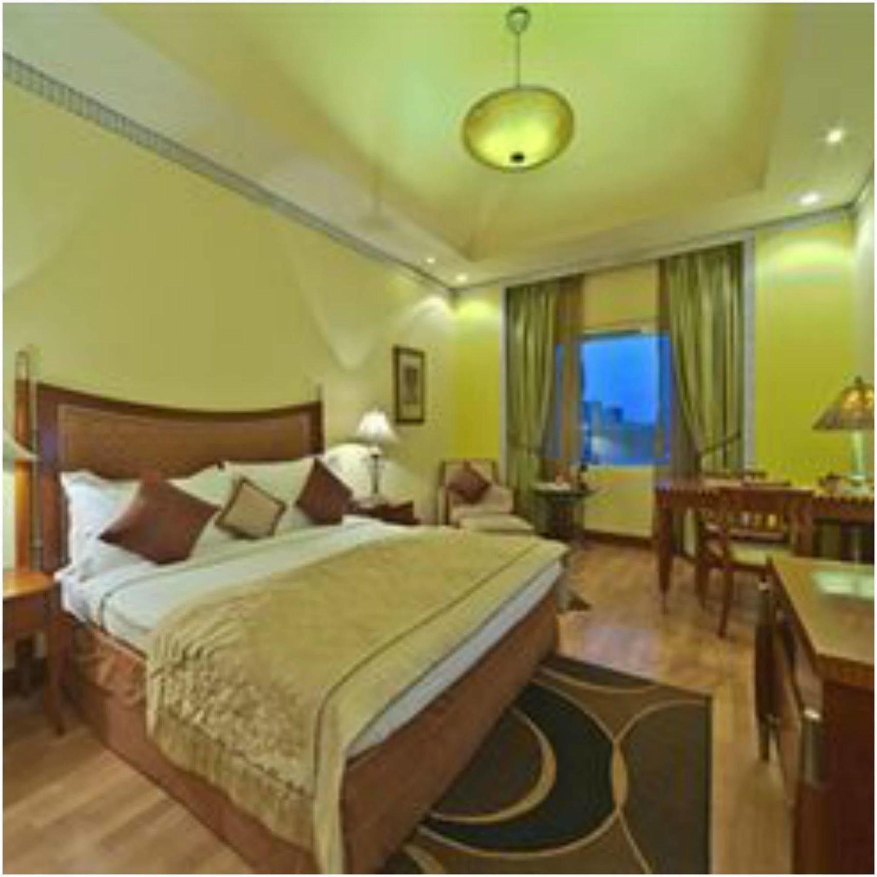 Hotel Hindusthan International, Kolkata Exterior photo