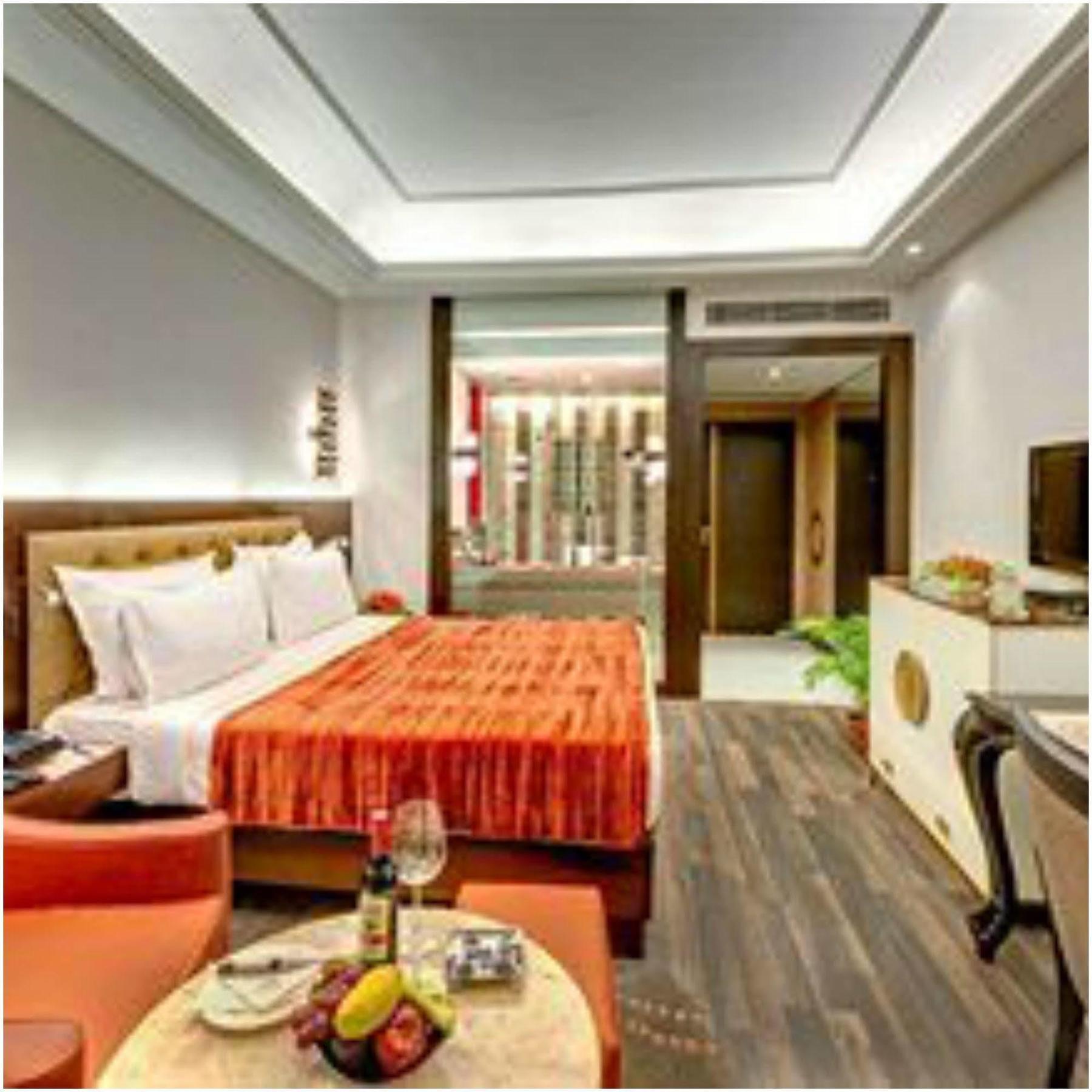 Hotel Hindusthan International, Kolkata Exterior photo