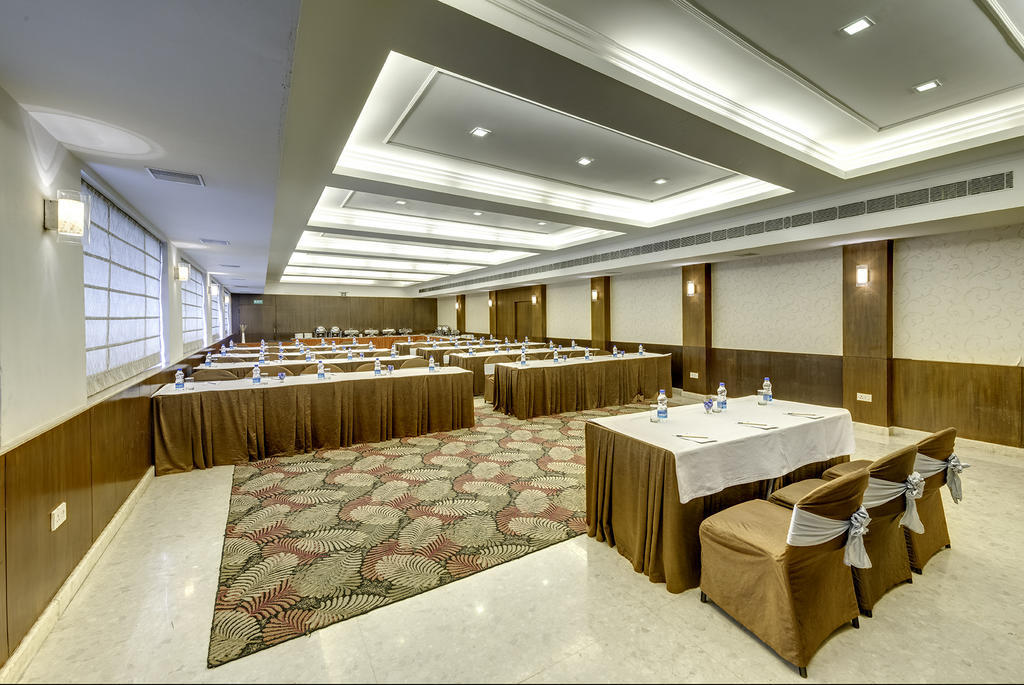 Hotel Hindusthan International, Kolkata Exterior photo